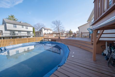 829 Prairie Avenue Bartlett IL 60103