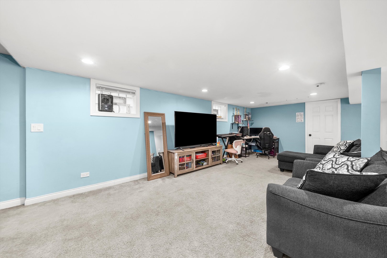 4512 South Laporte Avenue Chicago IL 60638