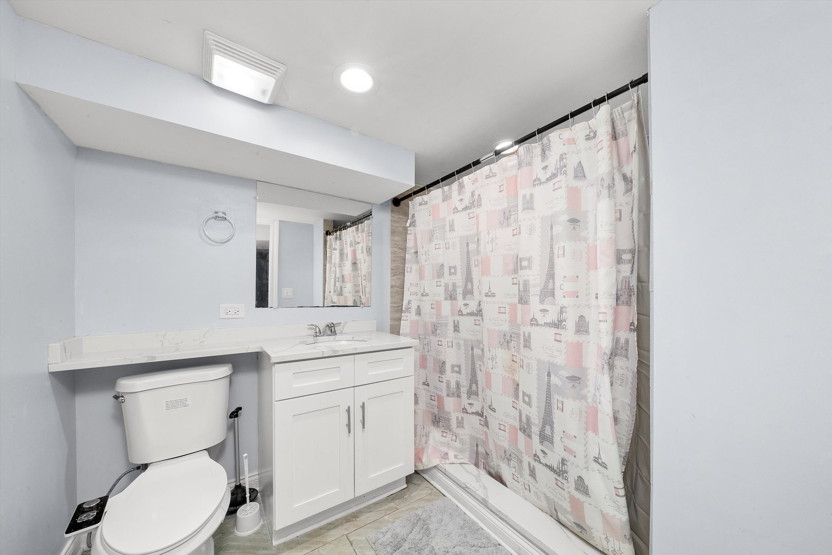 4512 South Laporte Avenue Chicago IL 60638