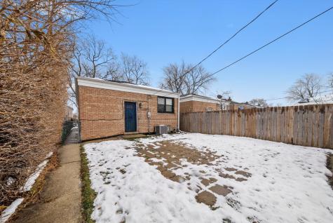 4512 South Laporte Avenue Chicago IL 60638