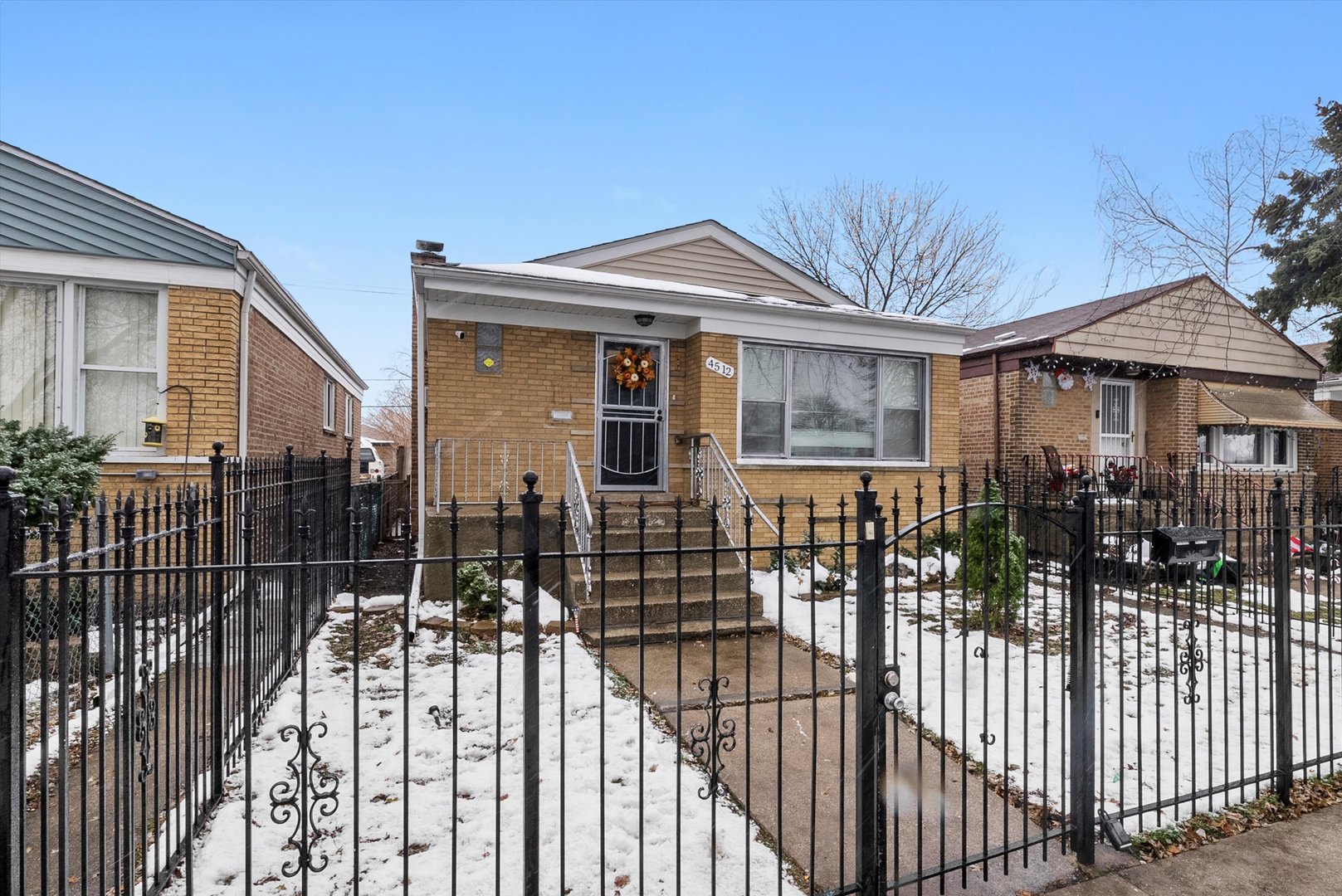 4512 South Laporte Avenue Chicago IL 60638
