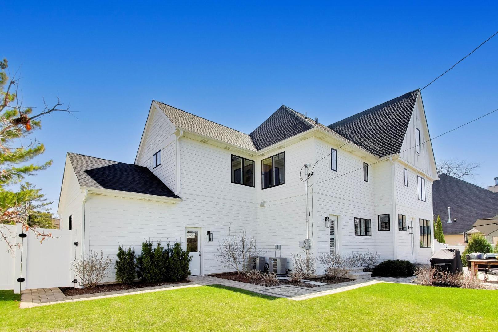 5810 South Madison Street Hinsdale IL 60521