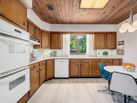 24 East Harding Avenue La Grange Park IL 60526