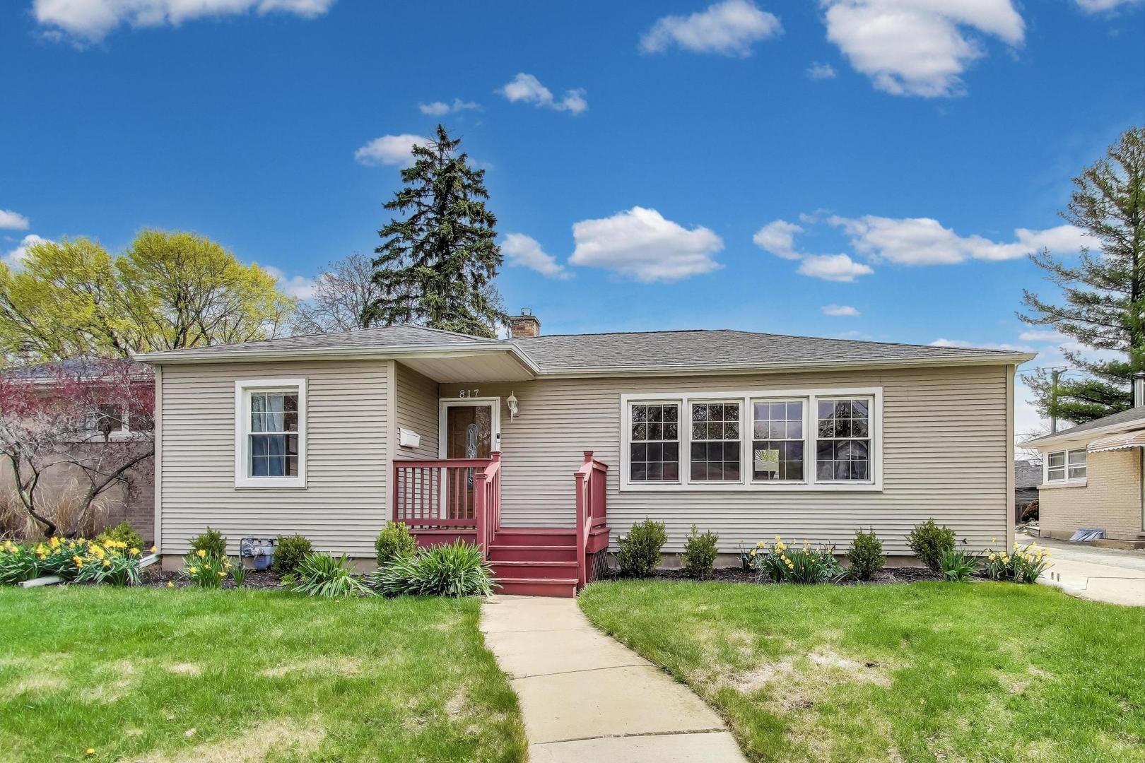 817 North Patton Avenue Arlington Heights IL 60004