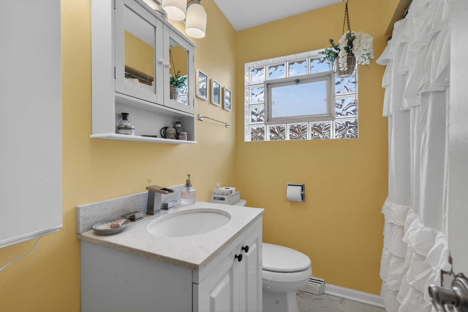 323 East Butterfield Road Elmhurst IL 60126