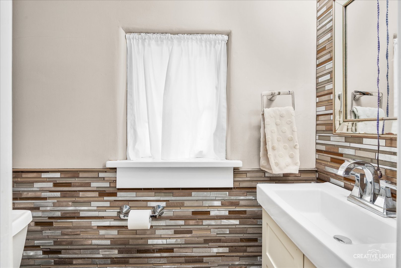 241 Legrande Boulevard Aurora IL 60506