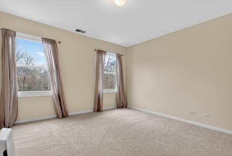 126 North Drew Court Palatine IL 60067