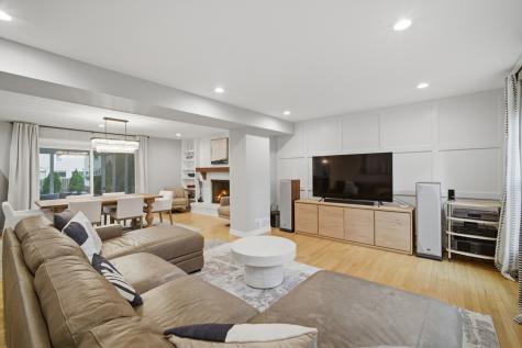 2831 Farmington Road Northbrook IL 60062