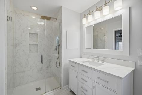 2831 Farmington Road Northbrook IL 60062