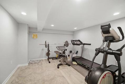 2831 Farmington Road Northbrook IL 60062
