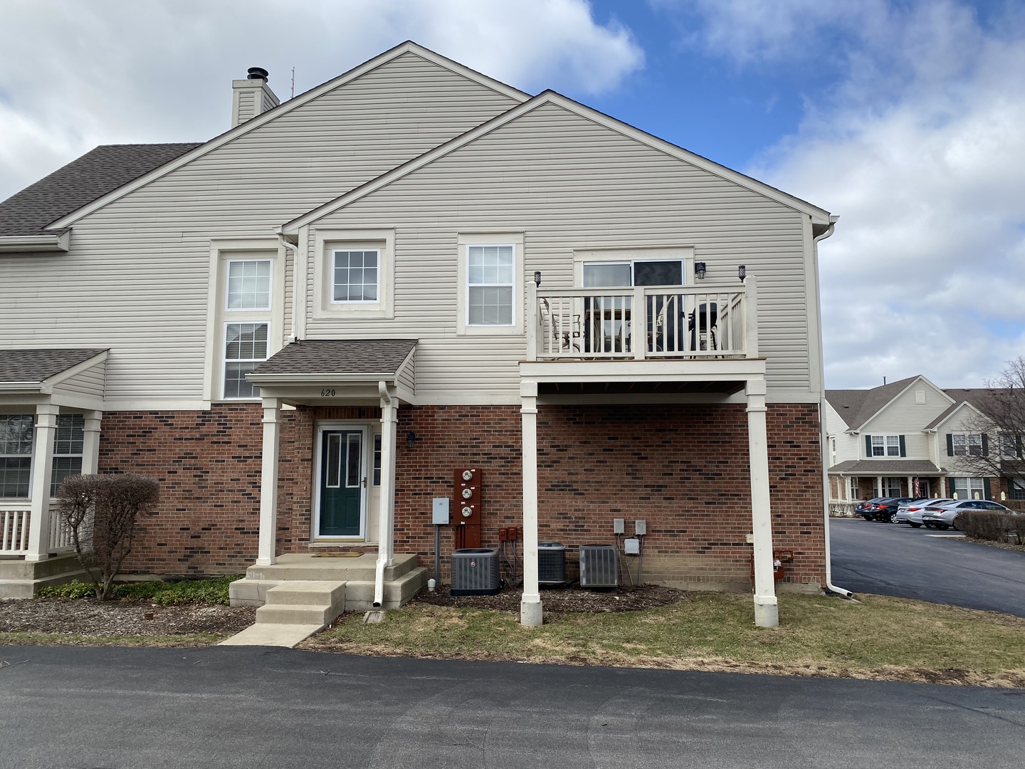 620 West Natalie Lane Addison IL 60101