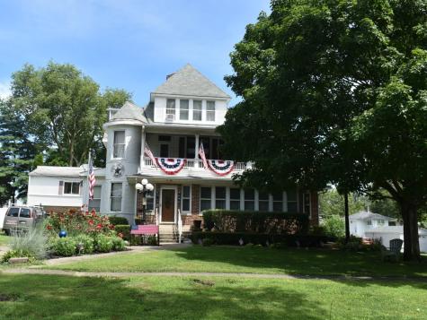 330 East Locust Street Watseka IL 60970