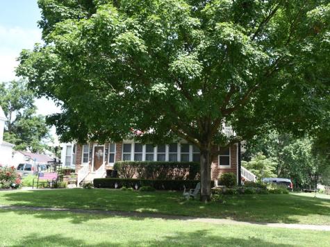 330 East Locust Street Watseka IL 60970
