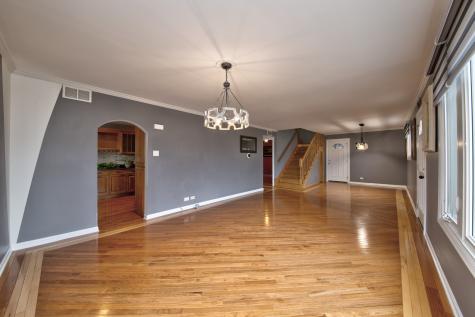 2659 Eisenhower Drive Des Plaines IL 60018