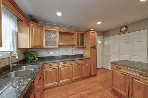 2659 Eisenhower Drive Des Plaines IL 60018