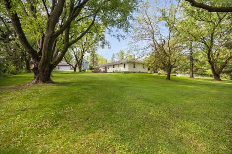 4N285 Lafox Road St. Charles IL 60175