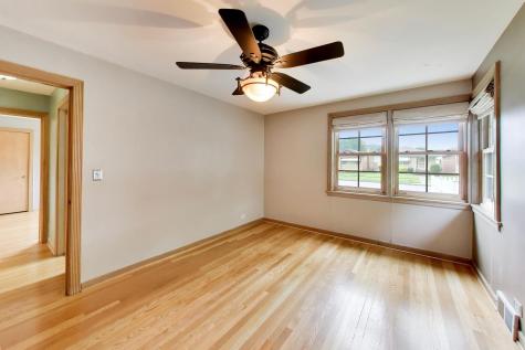 1646 North 18th Avenue Melrose Park IL 60160