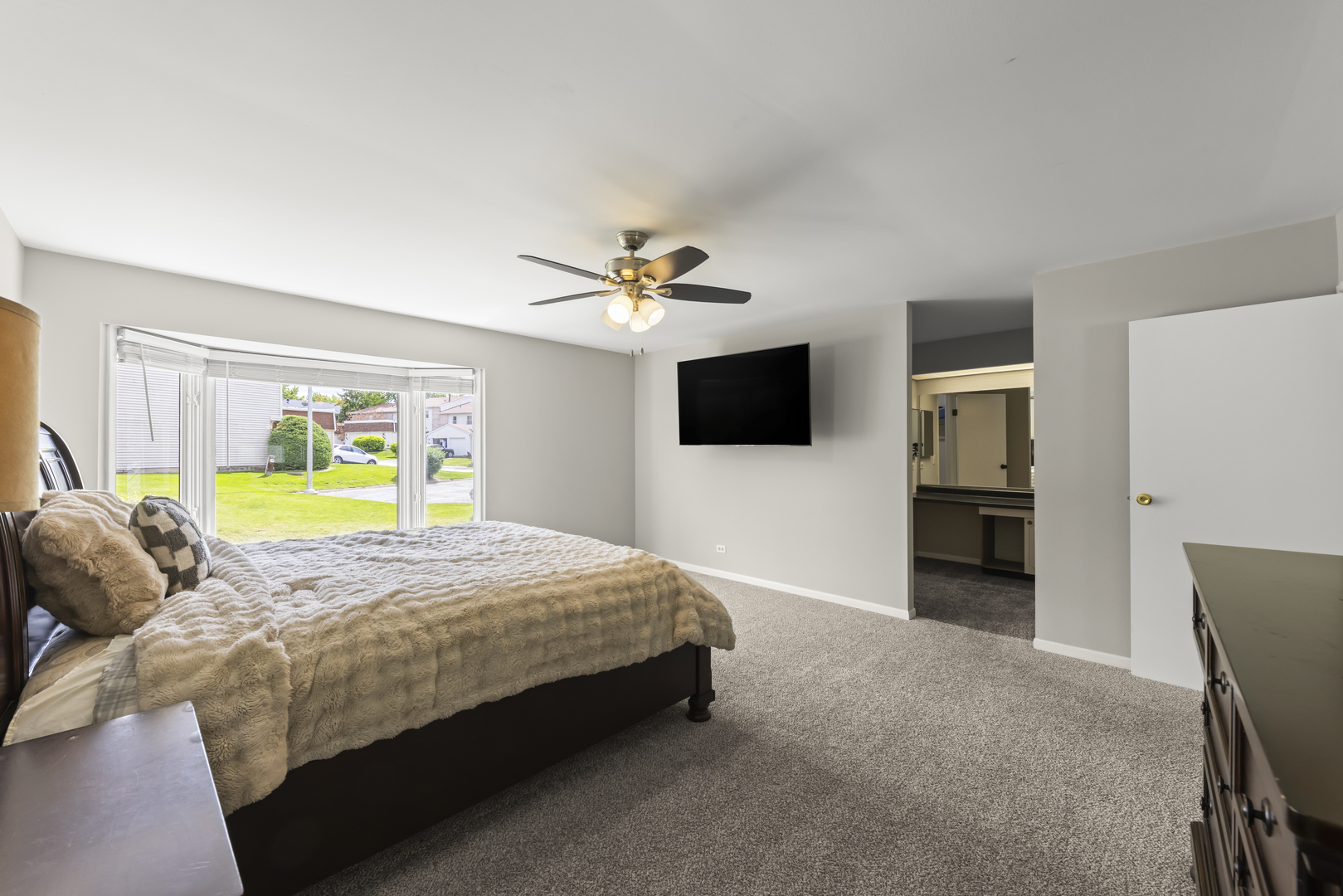 149 Thomas Road Bolingbrook IL 60440