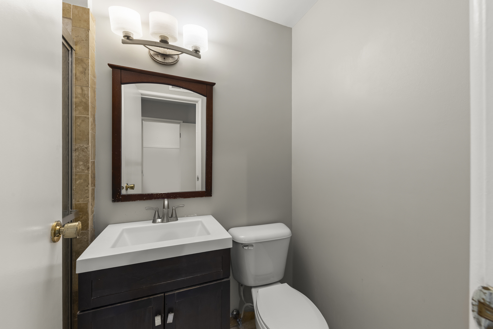149 Thomas Road Bolingbrook IL 60440