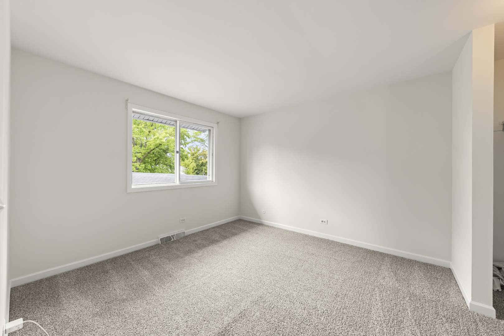 149 Thomas Road Bolingbrook IL 60440