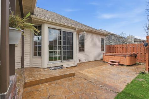 1007 Peregrine Way Hampshire IL 60140