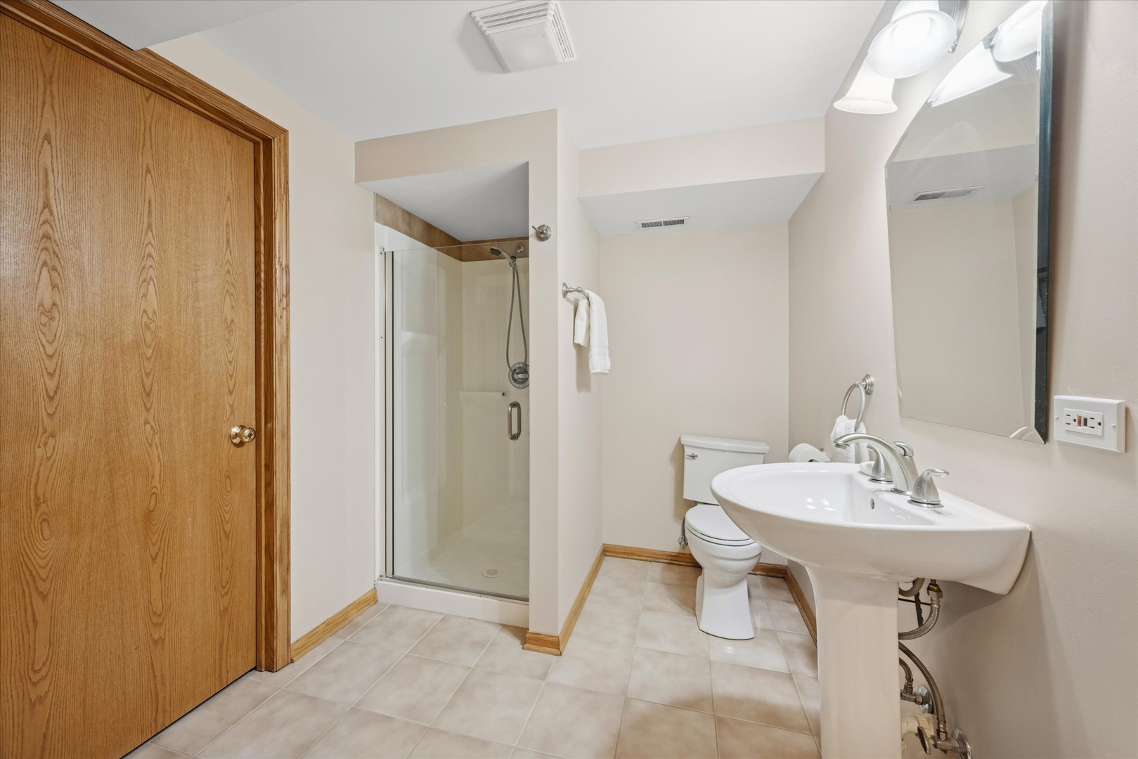 8539 Thistlewood Court Darien IL 60561