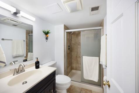 621 Newport Avenue Westmont IL 60559
