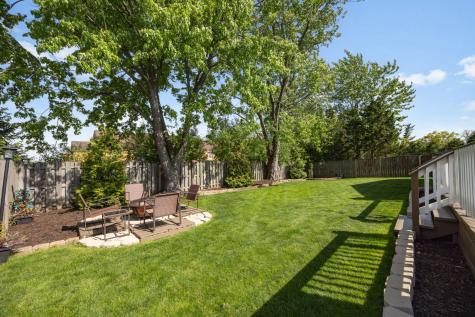 621 Newport Avenue Westmont IL 60559