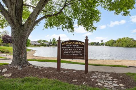 621 Newport Avenue Westmont IL 60559