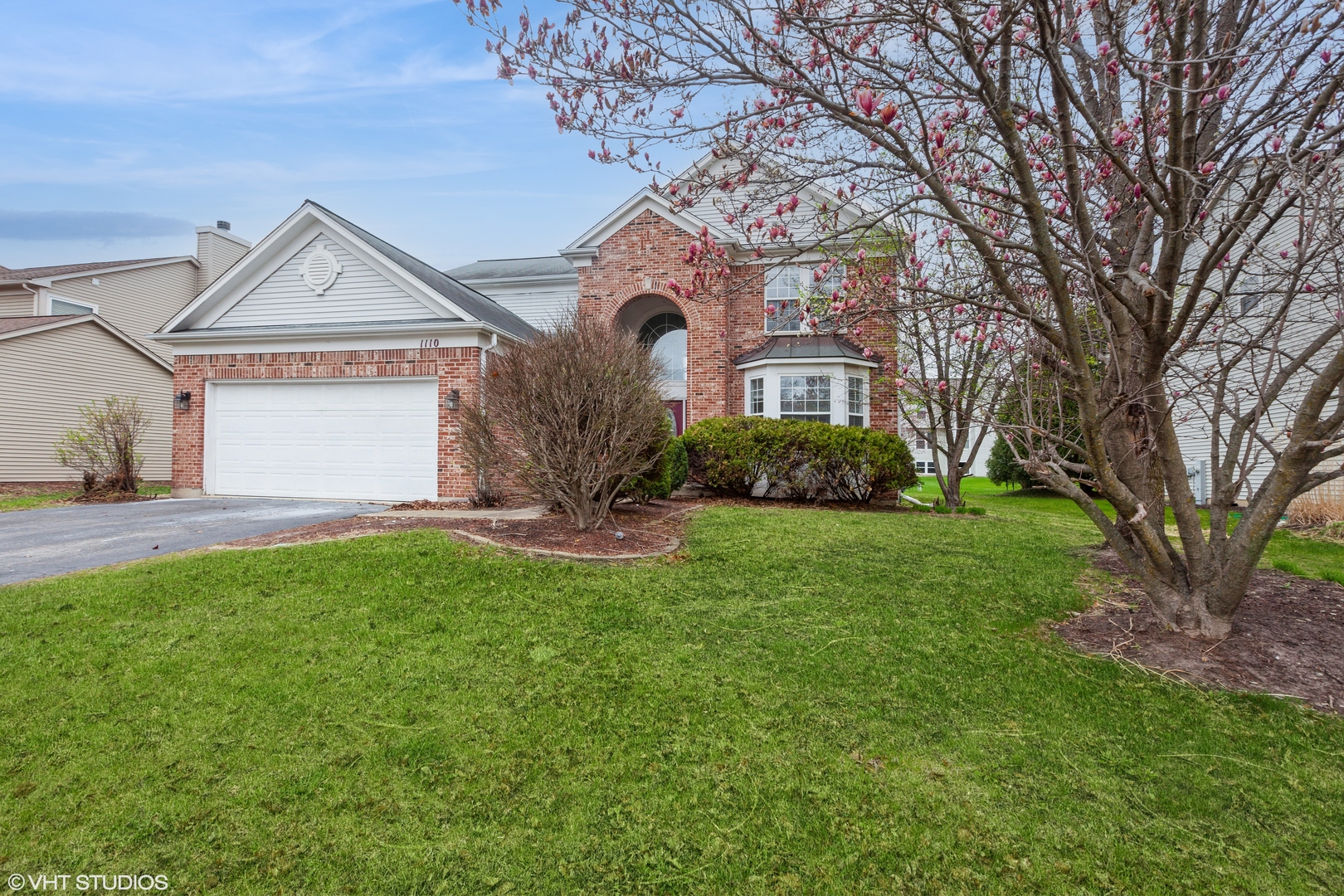 1110 Oakhill Drive Aurora IL 60502