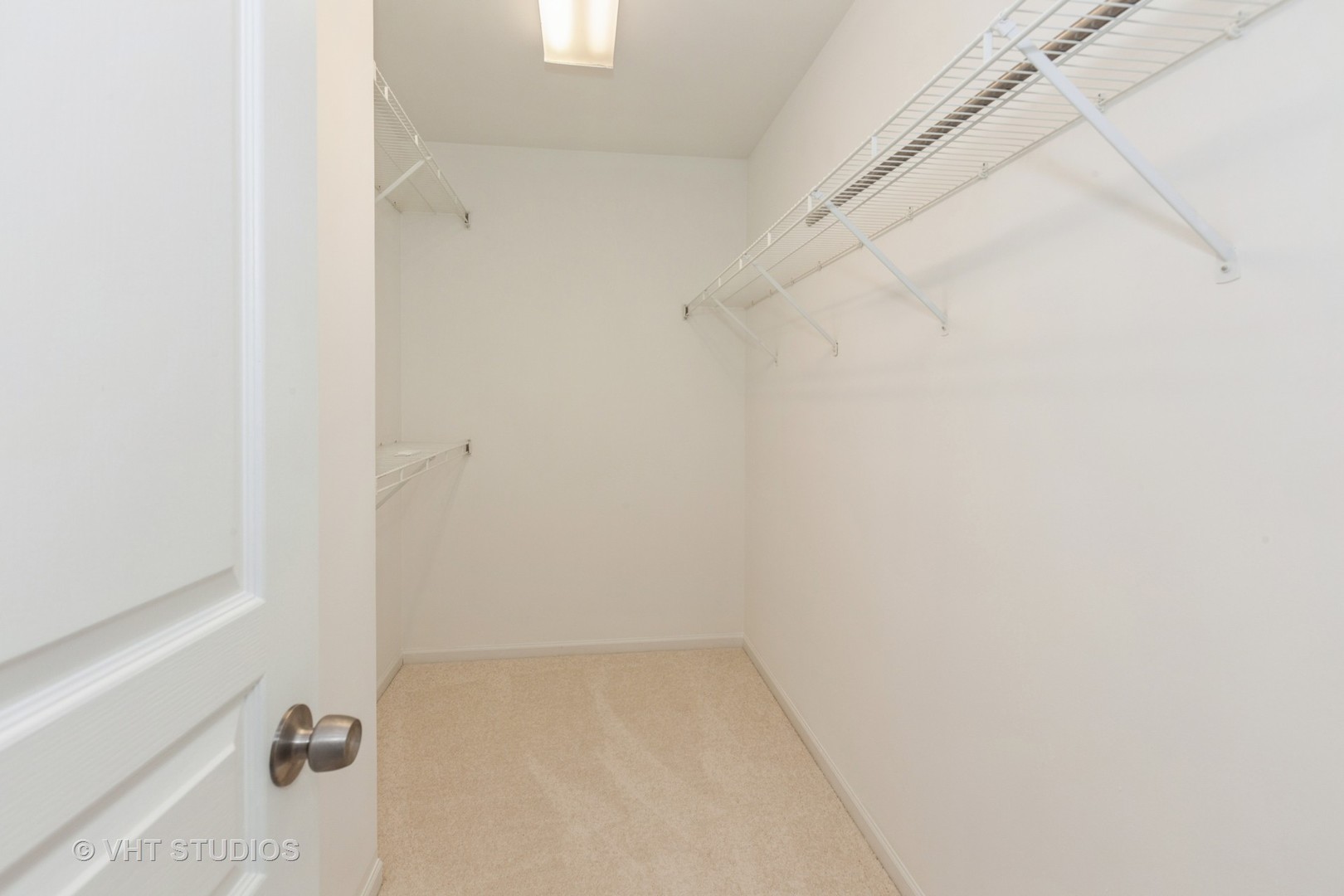 1110 Oakhill Drive Aurora IL 60502