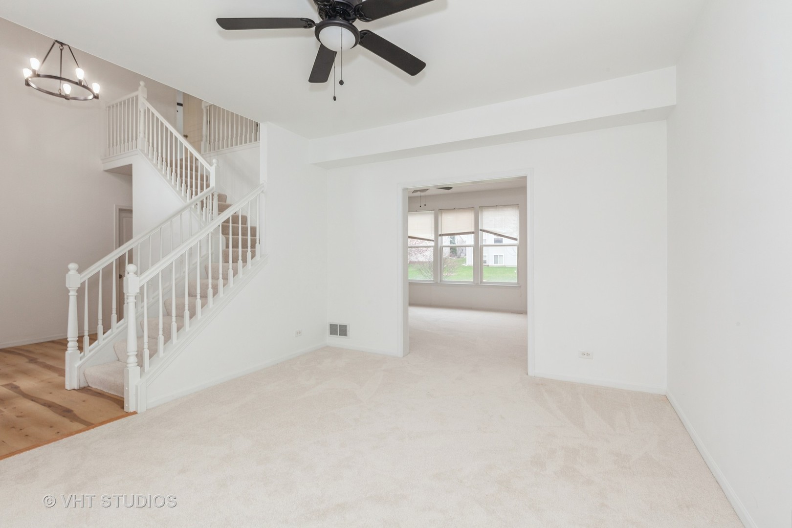 1110 Oakhill Drive Aurora IL 60502