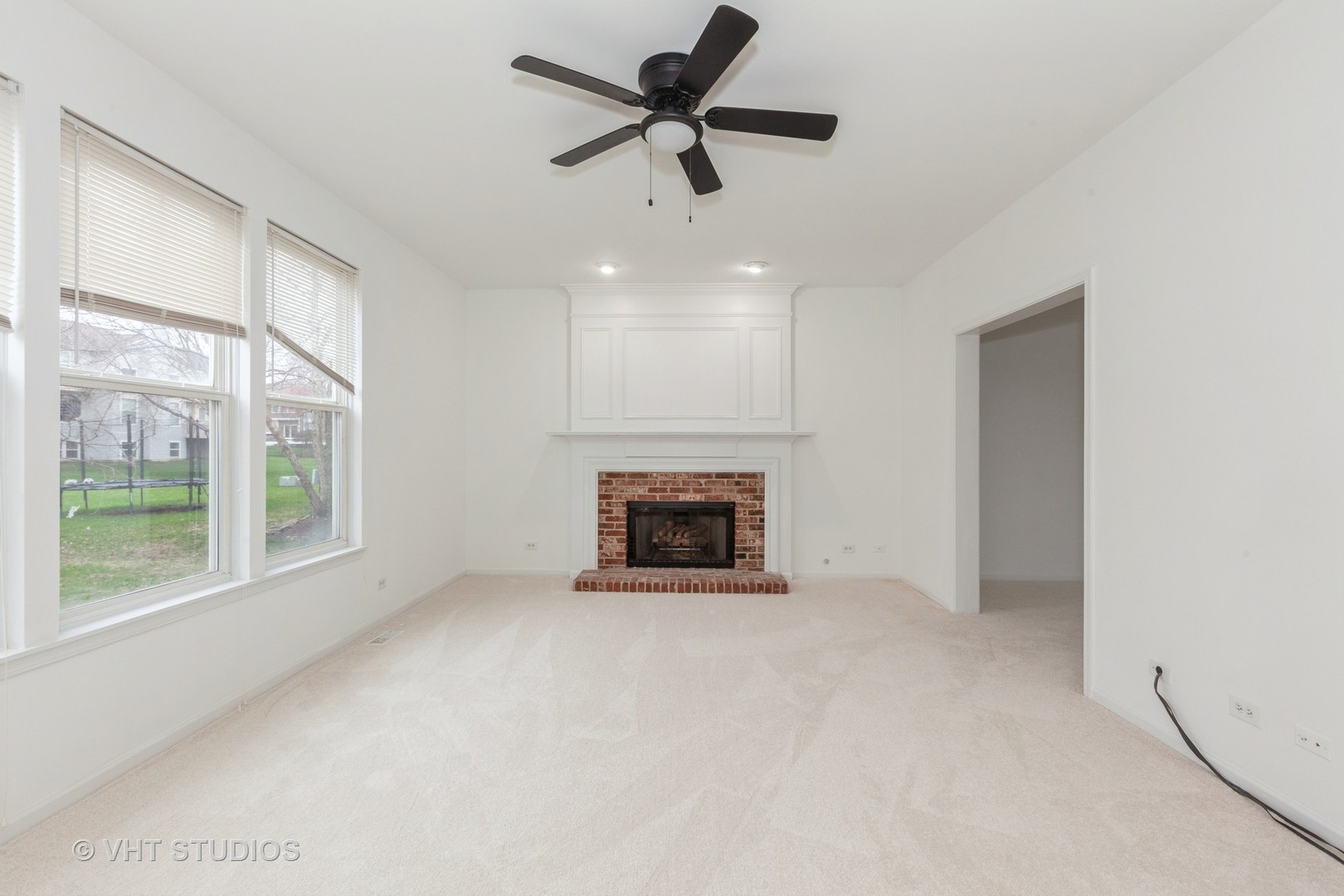 1110 Oakhill Drive Aurora IL 60502