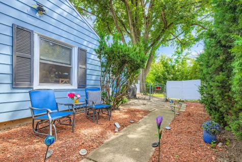 131 Sauk Trail Park Forest IL 60466