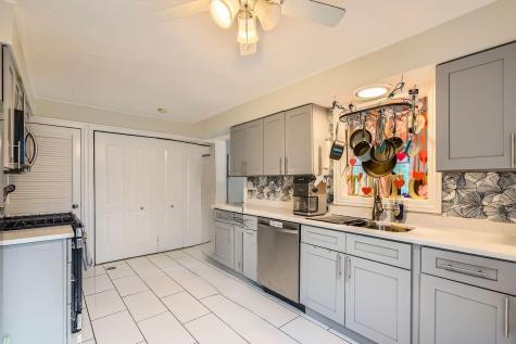 131 Sauk Trail Park Forest IL 60466