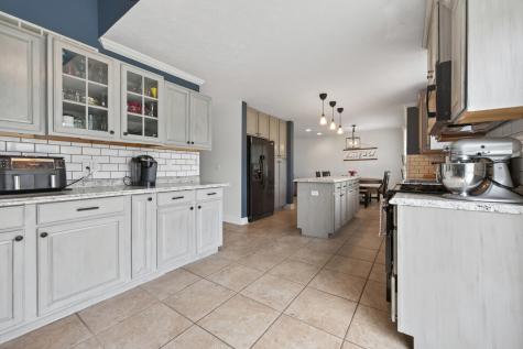 12 Boardwalk Circle Bloomington IL 61701