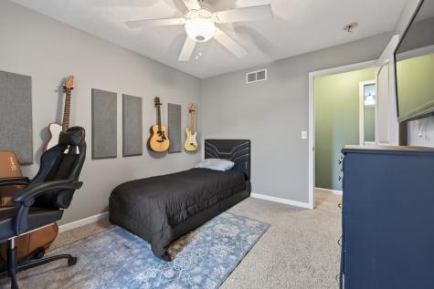 12 Boardwalk Circle Bloomington IL 61701