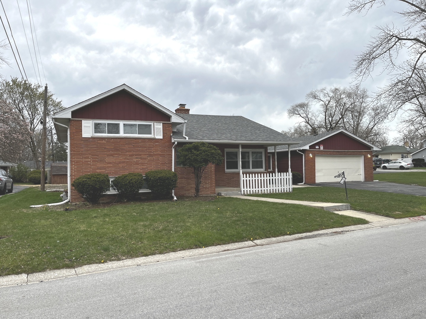 17410 Emerson Avenue Hazel Crest IL 60429
