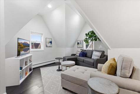 3241 North Normandy Avenue Chicago IL 60634