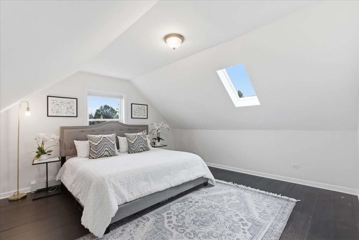 3241 North Normandy Avenue Chicago IL 60634