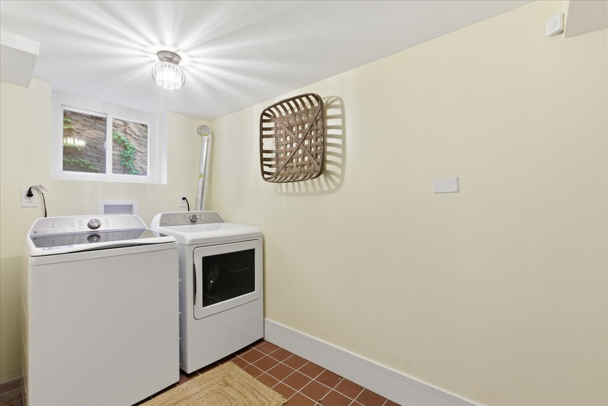 3241 North Normandy Avenue Chicago IL 60634