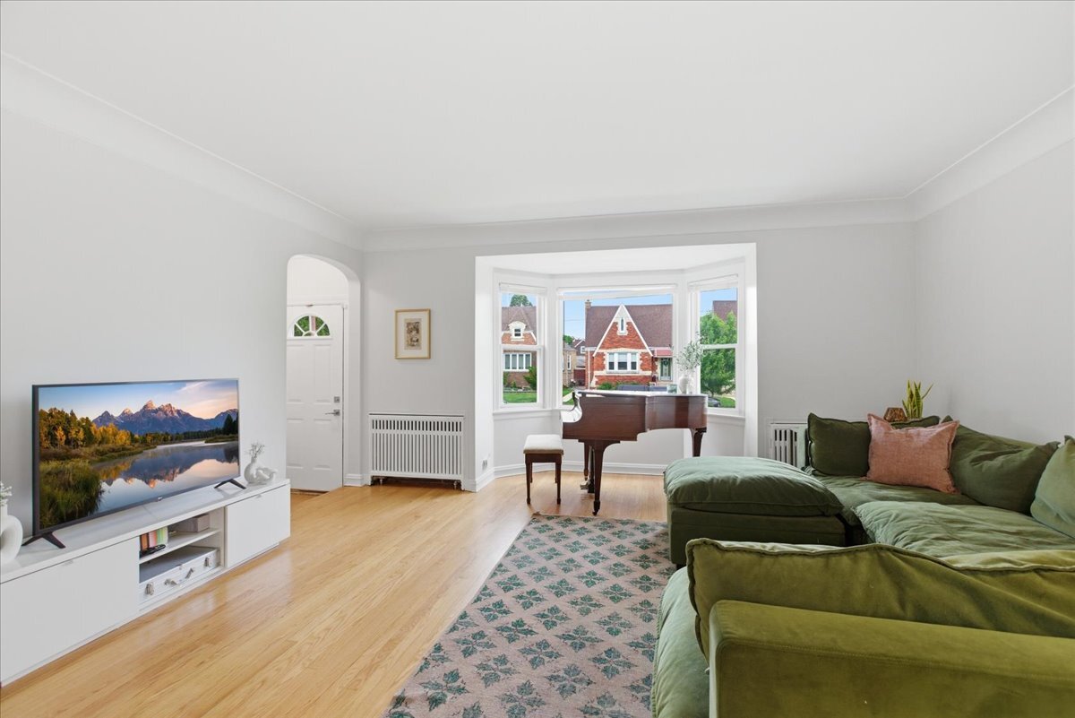 3241 North Normandy Avenue Chicago IL 60634