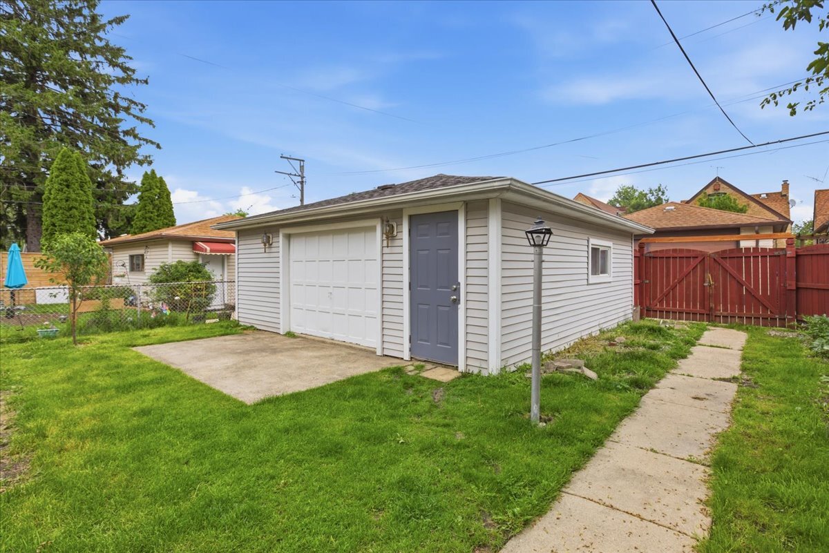 3241 North Normandy Avenue Chicago IL 60634