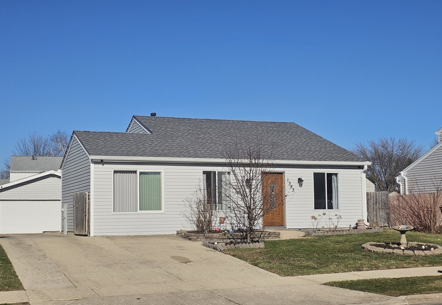 1353 Spring Valley Drive Carol Stream IL 60188