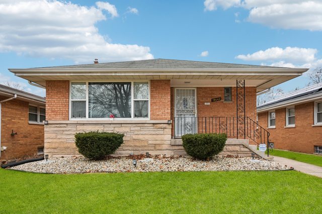 18644 William Street Lansing IL 60438