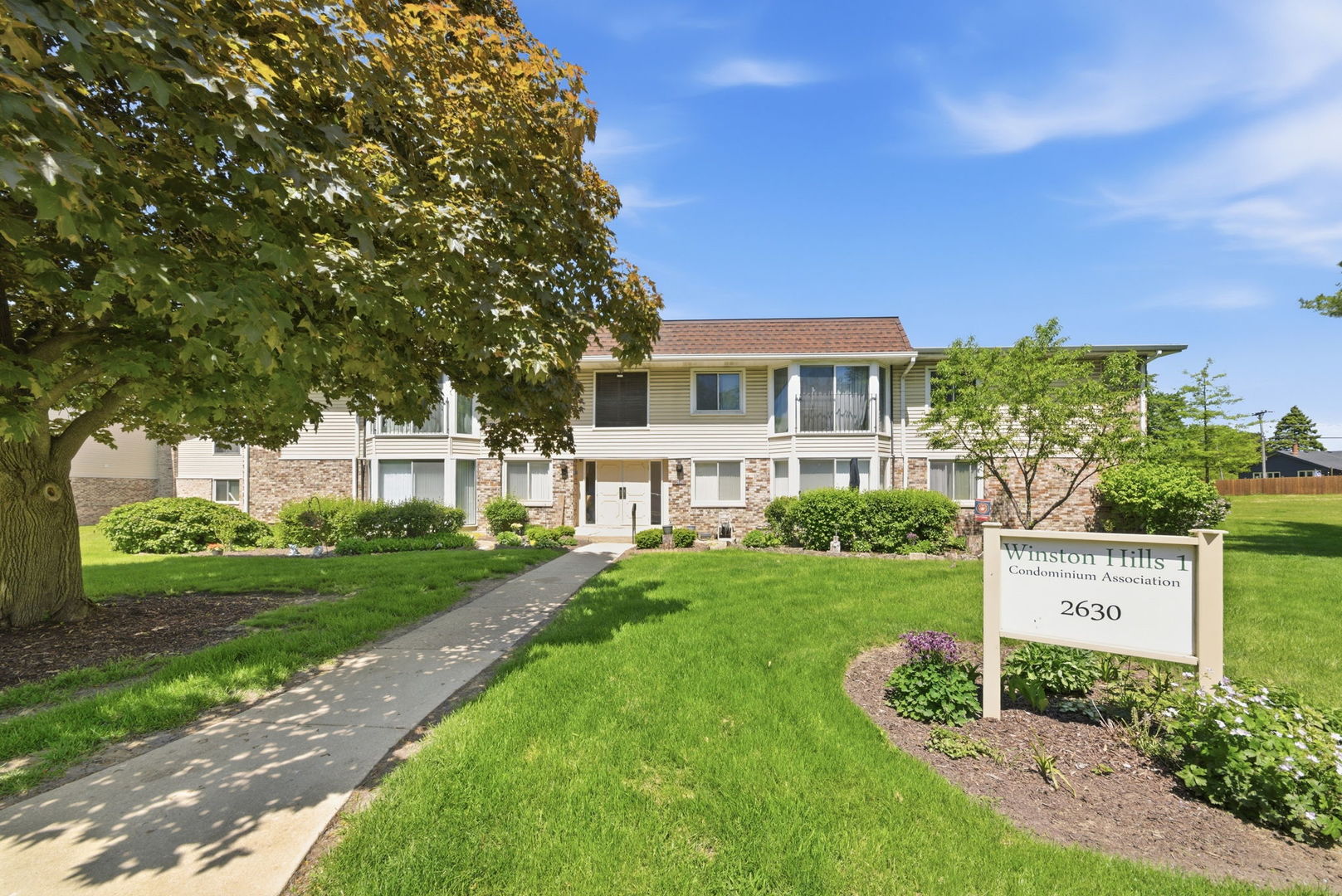2630 Mitchell Drive Woodridge IL 60517