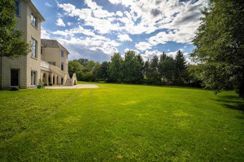 1100 Macalpin Drive Inverness IL 60010
