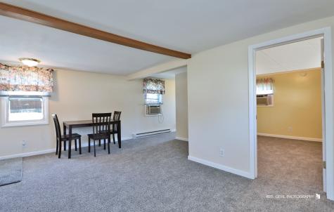2031 Gilboa Avenue Zion IL 60099