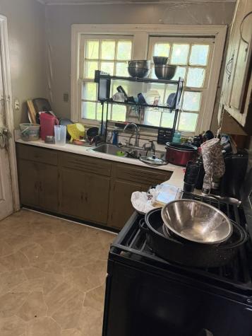 15739 Whipple Avenue Markham IL 60428