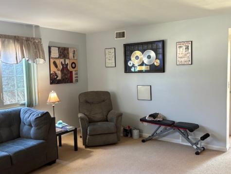 930 17TH Street Moline IL 61265